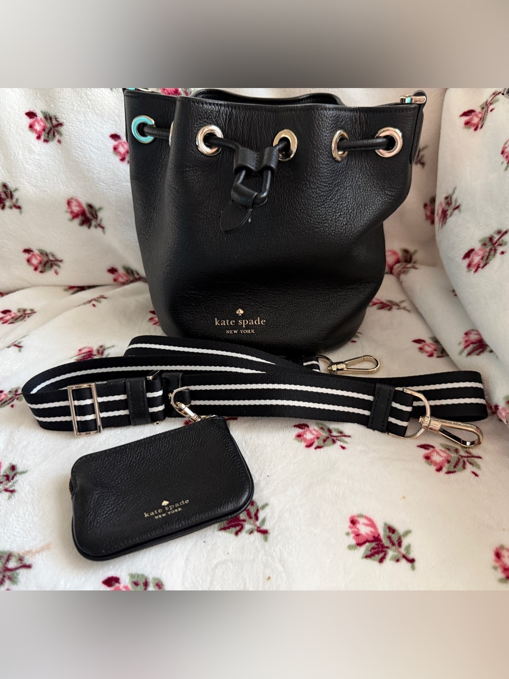 Kate Spade Rosie Black Bucket Crossbody Bag
with Pouch NWOT RETAIL $399